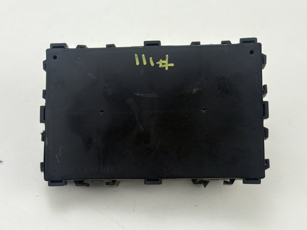 2013-2019 Nissan Sentra Body Control Module BCM 284B13SH2A OEM