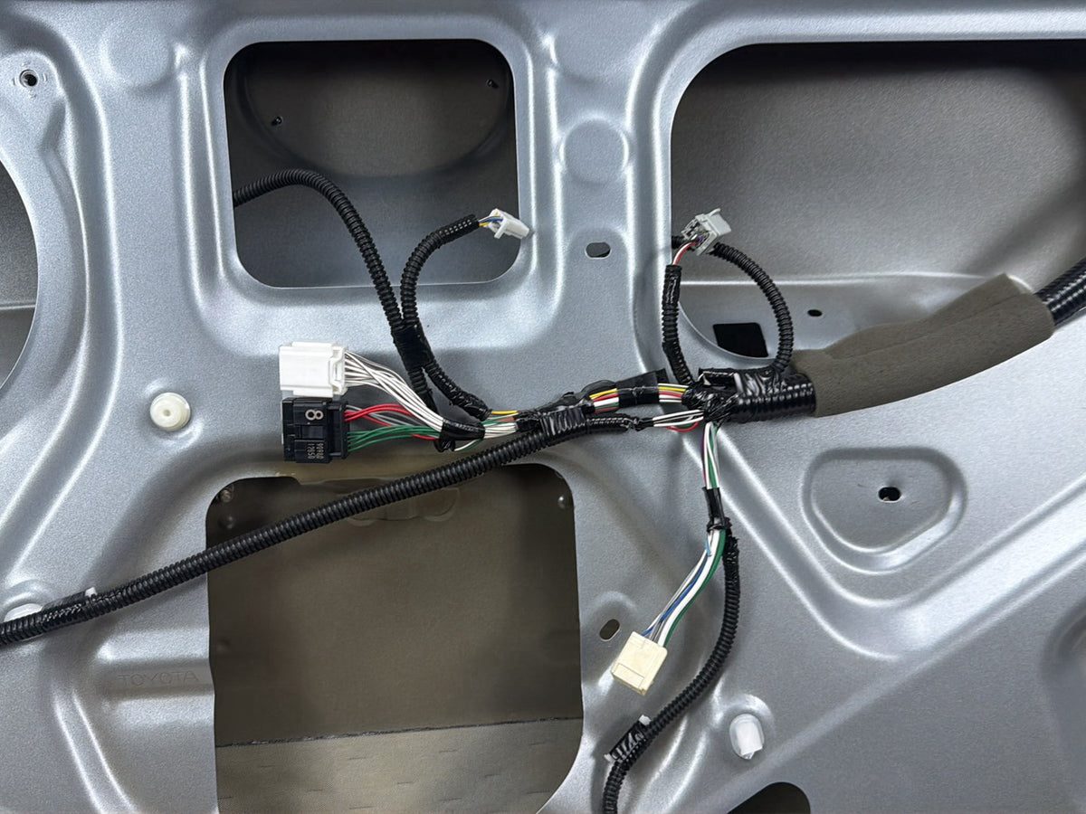 2011-2017 Toyota Sienna L30 Rear Trunk Deck Lid Liftgate Tailgate Assembly OEM