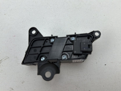 2007-2013 Mercedes-Benz S-Class W221-Front RH Passenger Door Lock Switch OEM