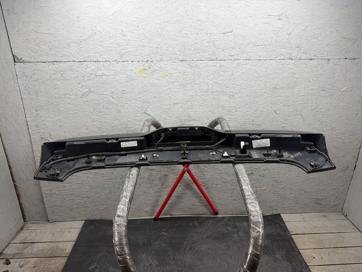 2014-2021 Jeep Grand Cherokee Rear Spoiler Wing w/ 3rd Brake Lamp 68217495AA OEM
