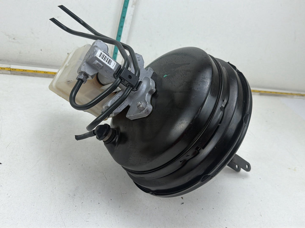 2010-2013 Land Rover Range Rover Sport Power Vacuum Brake Booster Unit OEM