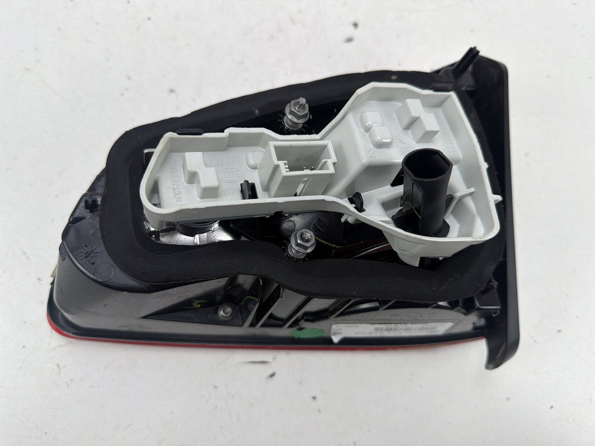 2015-2017 Volkswagen Golf Right Passenger Side Tail Light 2SD 011 978-05 OEM