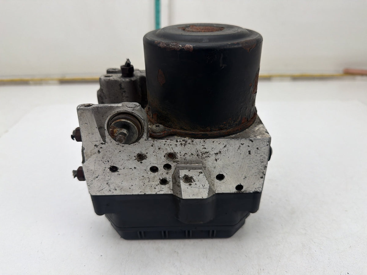 2004-2006 Toyota Sienna ABS Anti-Lock Brake Pump Actuator Module 4454008040 OEM