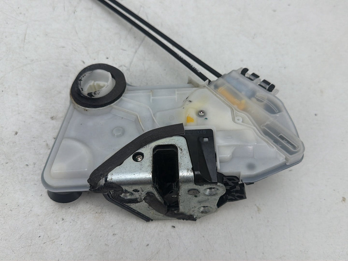 2015-2020 Toyota Sienna Front Left Side Power Door Lock Actuator Latch OEM