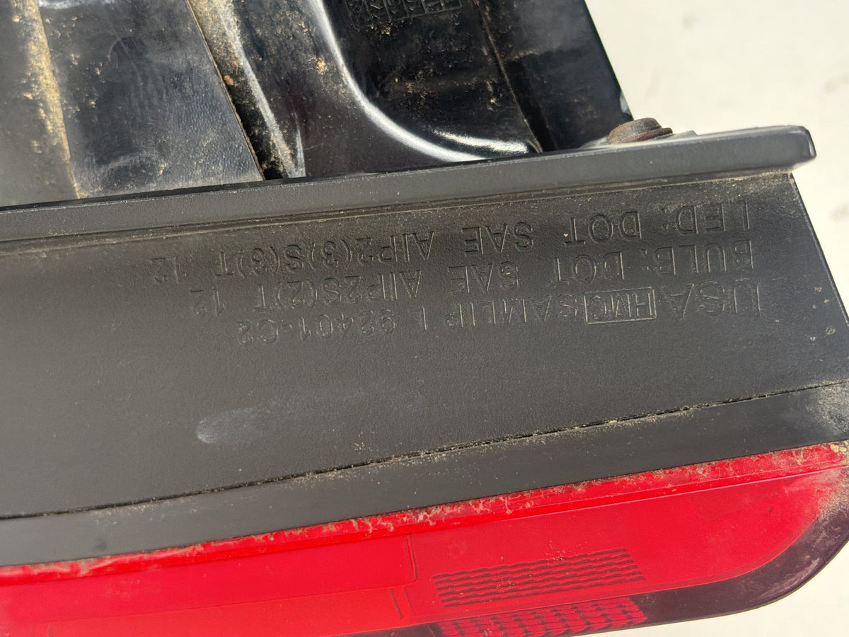 2015-2017 Hyundai Sonata Left Driver Tail Light 92401-C2 OEM