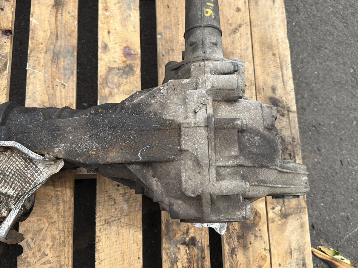 2003-2006 Porsche Cayenne Front Axle Differential Assembly OEM