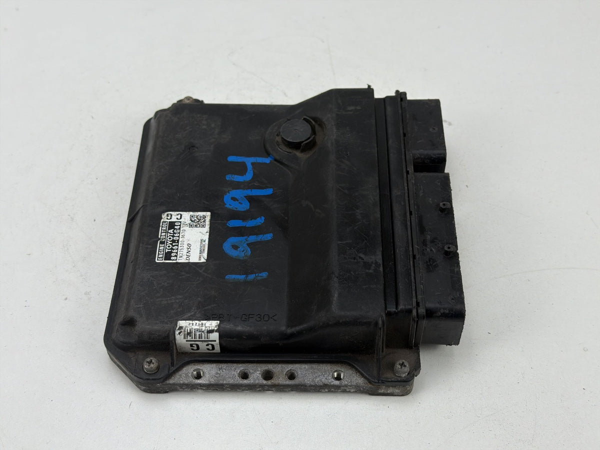 2007-2008 Toyota Camry Engine Computer Control Module 89661-06G40 OEM