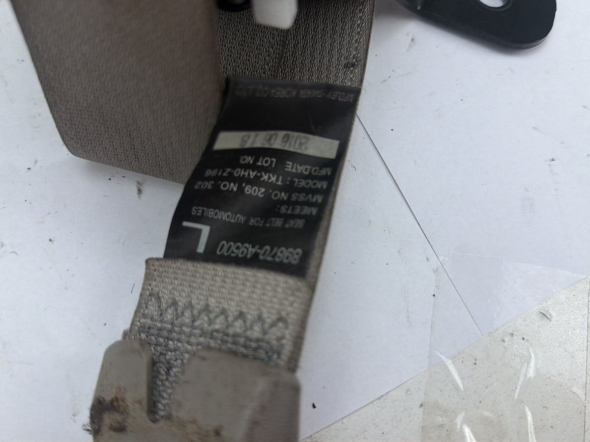 2015-2018 Kia Sedona Rear Left Driver Side Seat Belt Retractor 89870-A9500 OEM