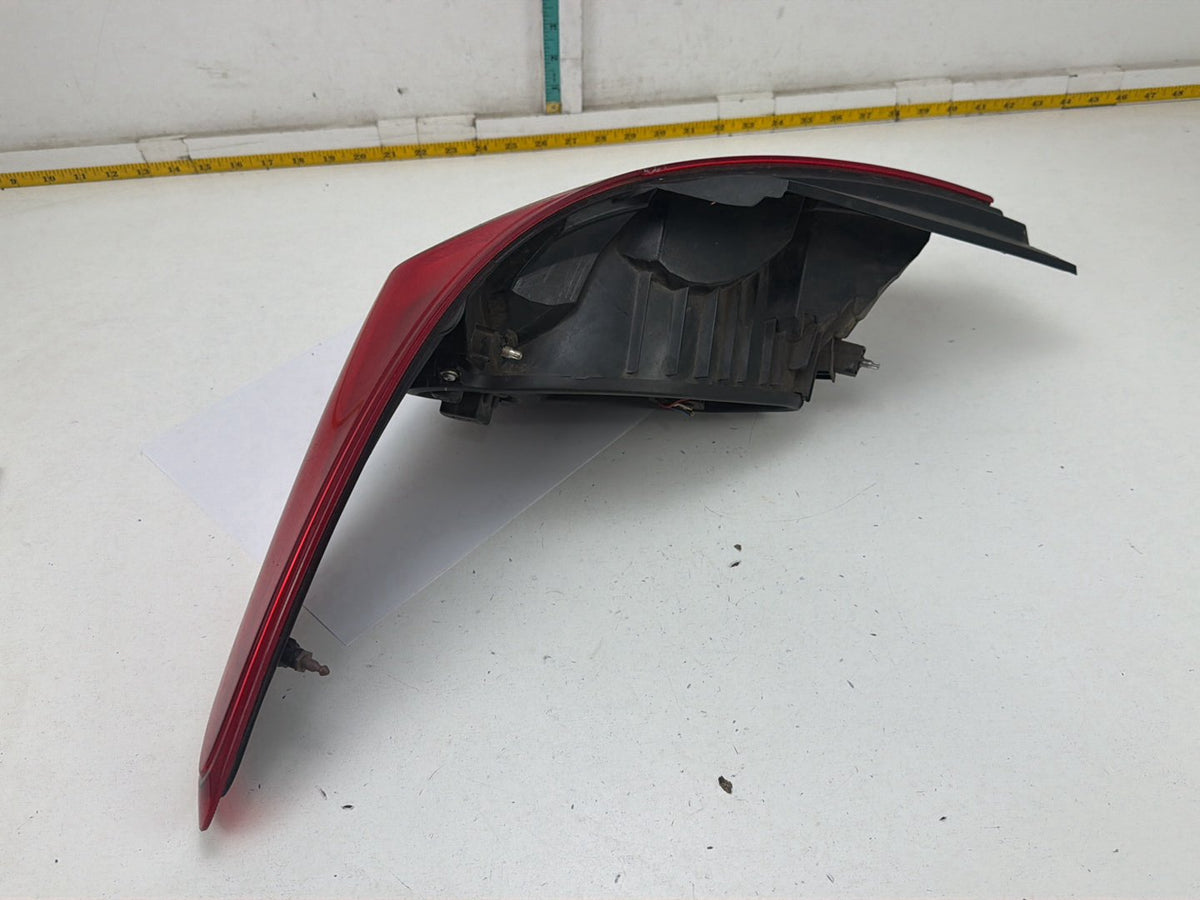 2012-2019 Nissan Versa Sedan Right Passenger Side Tail Light 265503AN0A OEM
