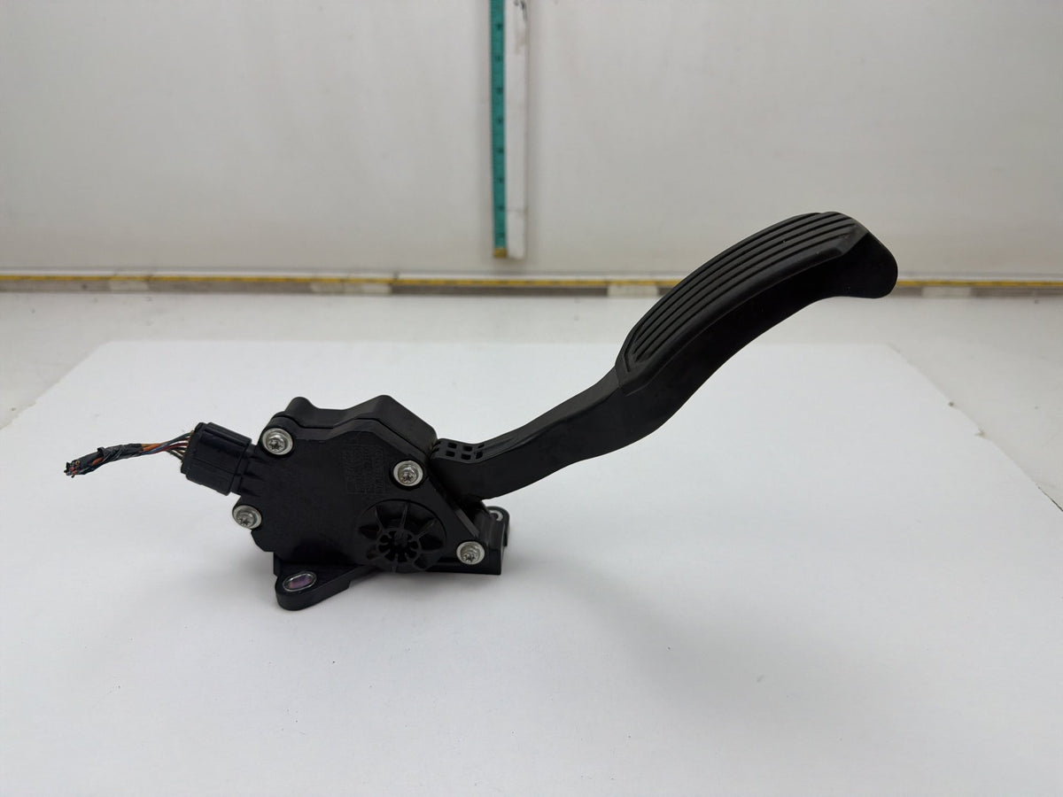 2007-2009 Lexus ES350 Engine Throttle Accelerator Gas Pedal 78110-33020 OEM