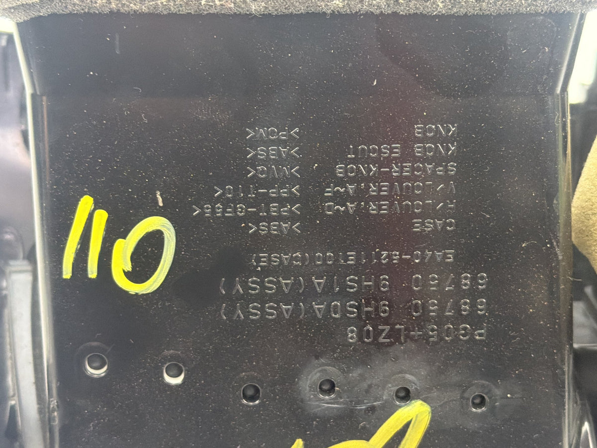 2016-2018 Nissan Altima - Center Dash Air Vent Trim Bezel 68750 9HS0A OEM
