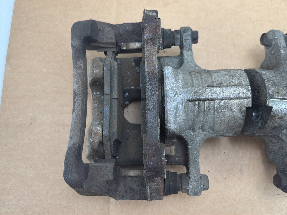 2011-2014 Volkswagen Tiguan MK1 - 5N - Rear Left & Right Brake Caliper OEM
