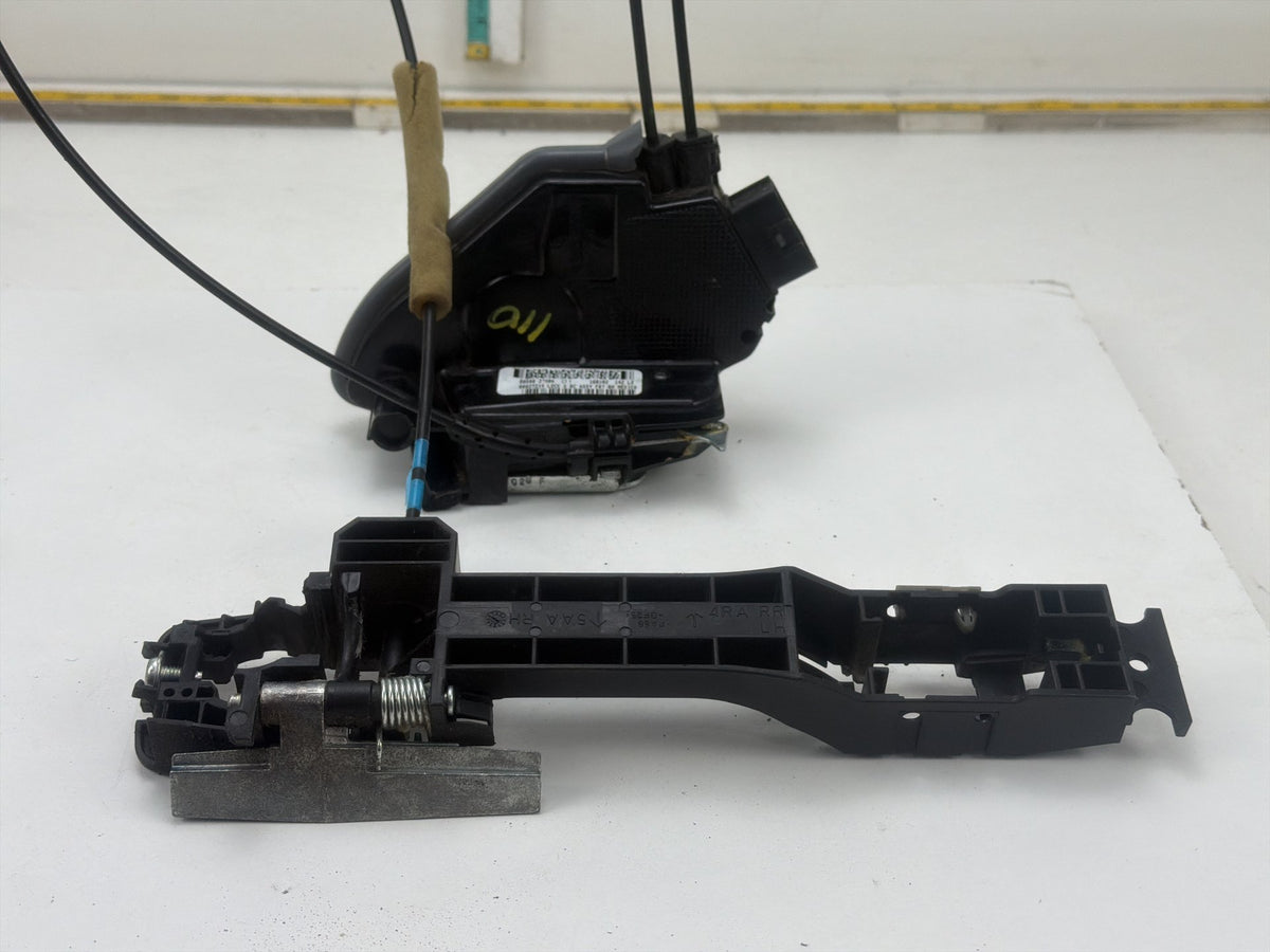 2013-2018 Nissan Altima Front Right Side Door Lock Actuator Latch Carrier OEM