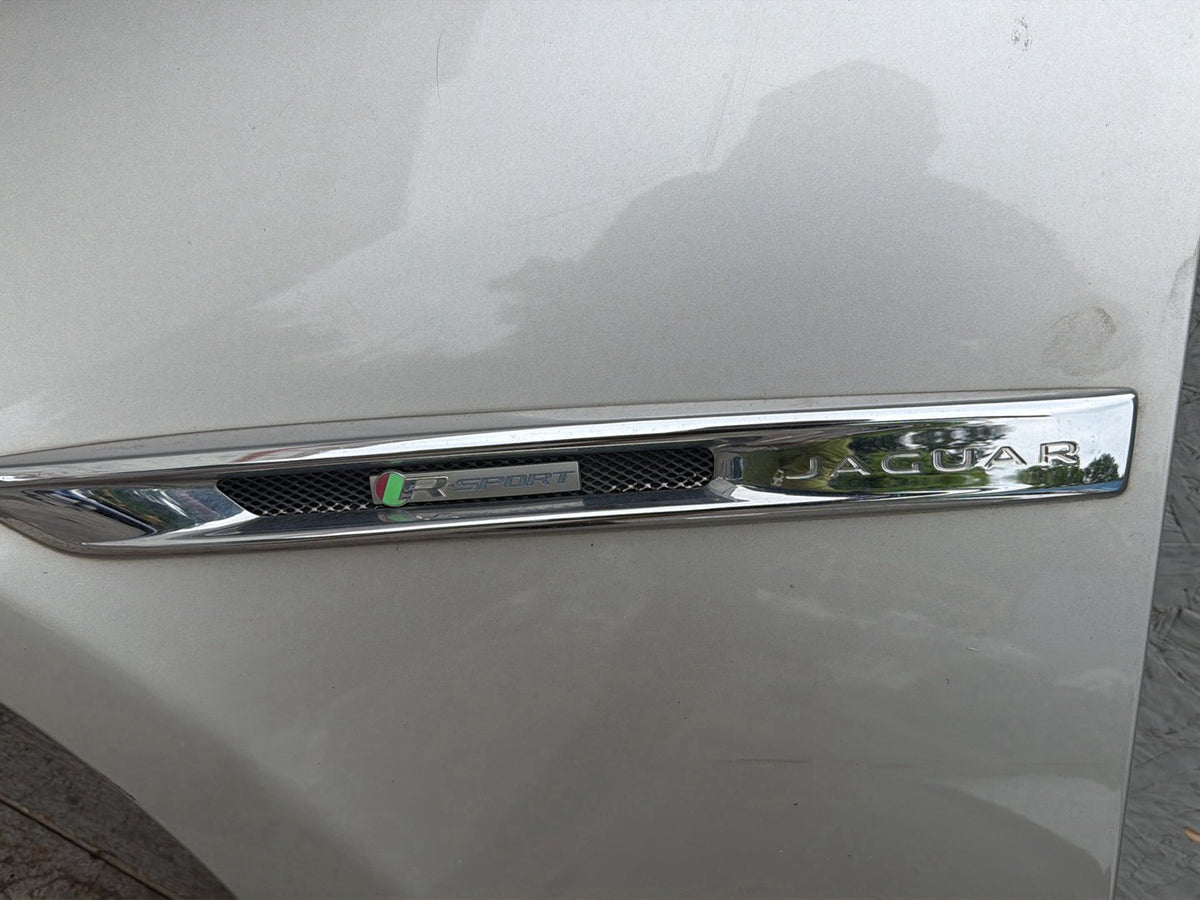 2010-2019 Jaguar XJ X351- Front Left Driver Side Fender Panel AW 93-F 161 35 OEM
