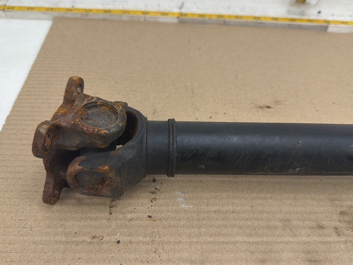 2012-2016 BMW 528i F10 AWD Automatic Front Drive Line Shaft OEM