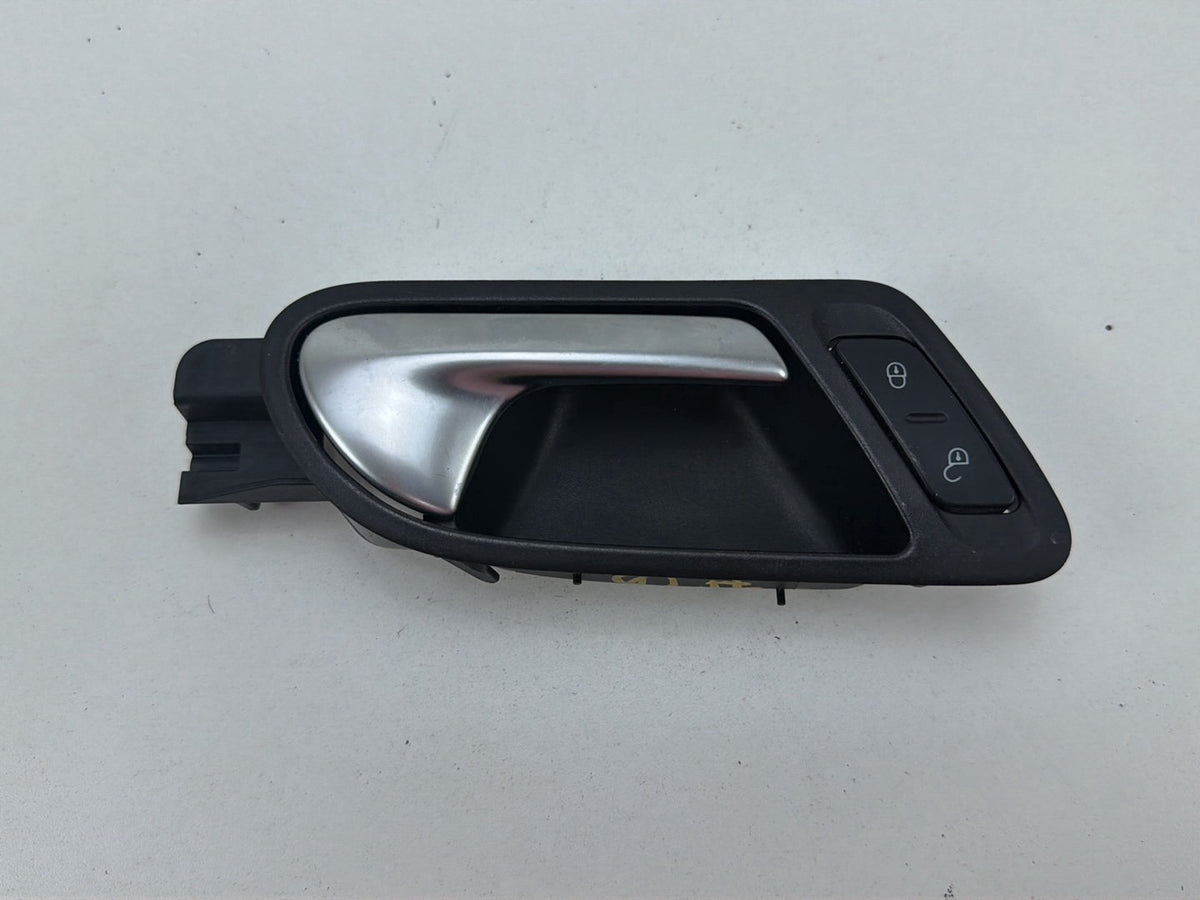 2013-2017 Volkswagen Tiguan Right Front Door Interior Handle OEM