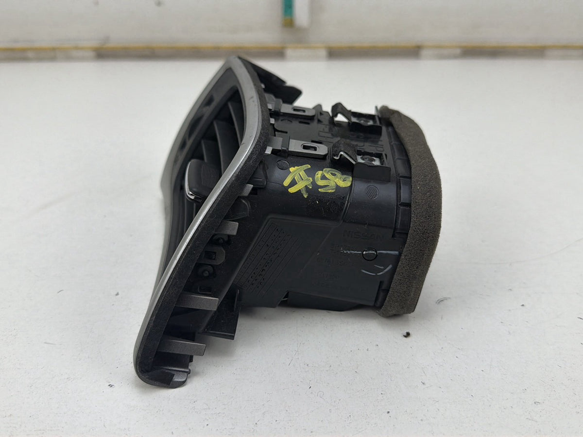2013-2019 Nissan Sentra Front Left Driver Side Dash AC Air Vent 68761 3SG0A OEM