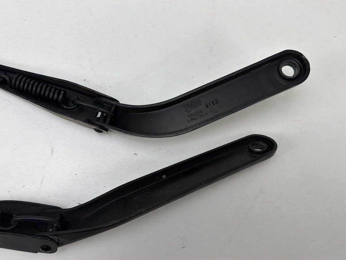 2014-2018 BMW X1 E84- Front Windshield Left & Right Wiper Arm 1785403813 OEM