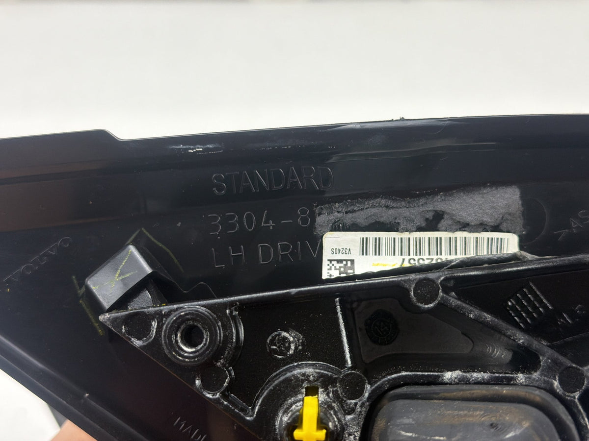 2011-2018 Volvo S60 Front Left Driver Side Power Door Mirror Assembly OEM