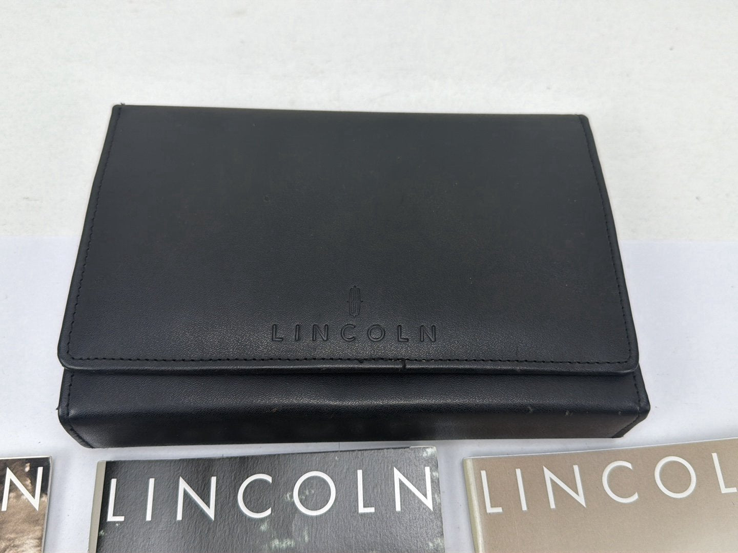2003 Lincoln Navigator Owners Manual User Guide Portfolio Case Set OEM