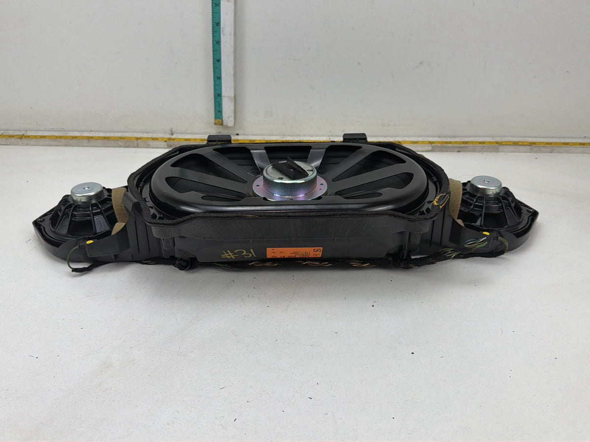 2007-2013 Mercedes-Benz S-Class 550 W221 Subwoofer Speakers A2218208102 OEM