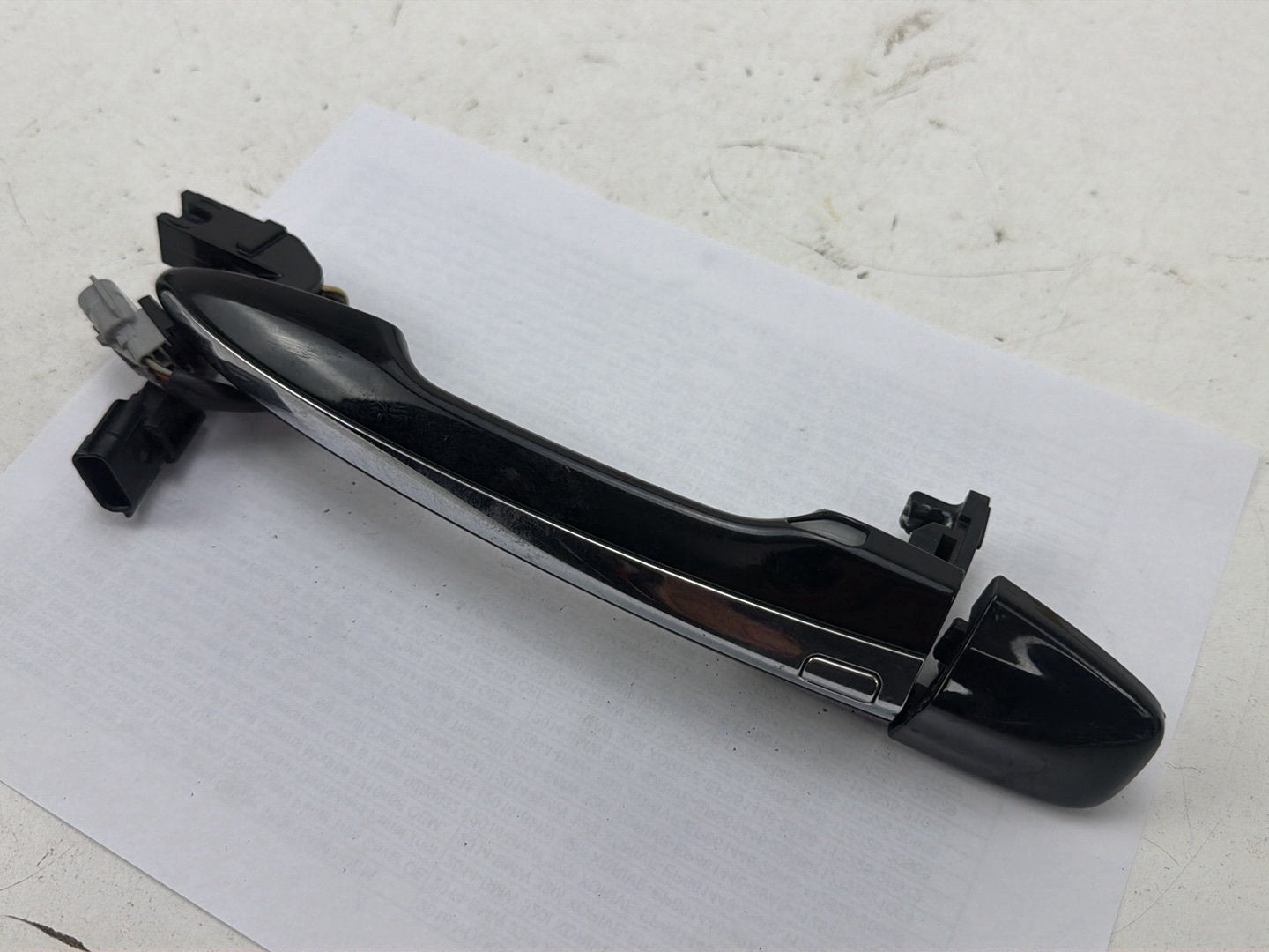 2014-2021 Infiniti Q50 Front Right Passenger Side Exterior Door Handle OEM