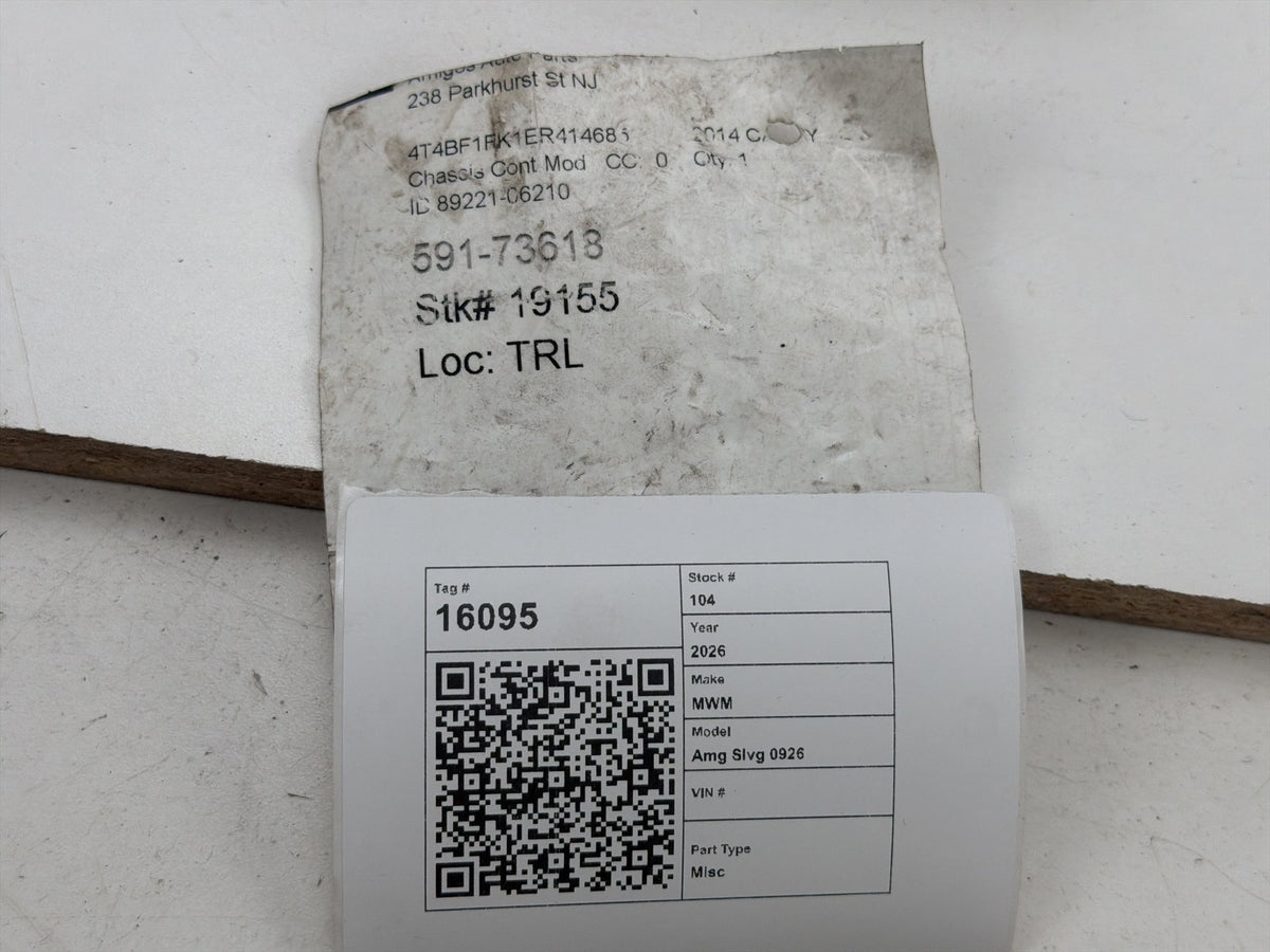 2014 Toyota Camry Chassis MultiPlex MPX Body Control Module 89221-06210 OEM