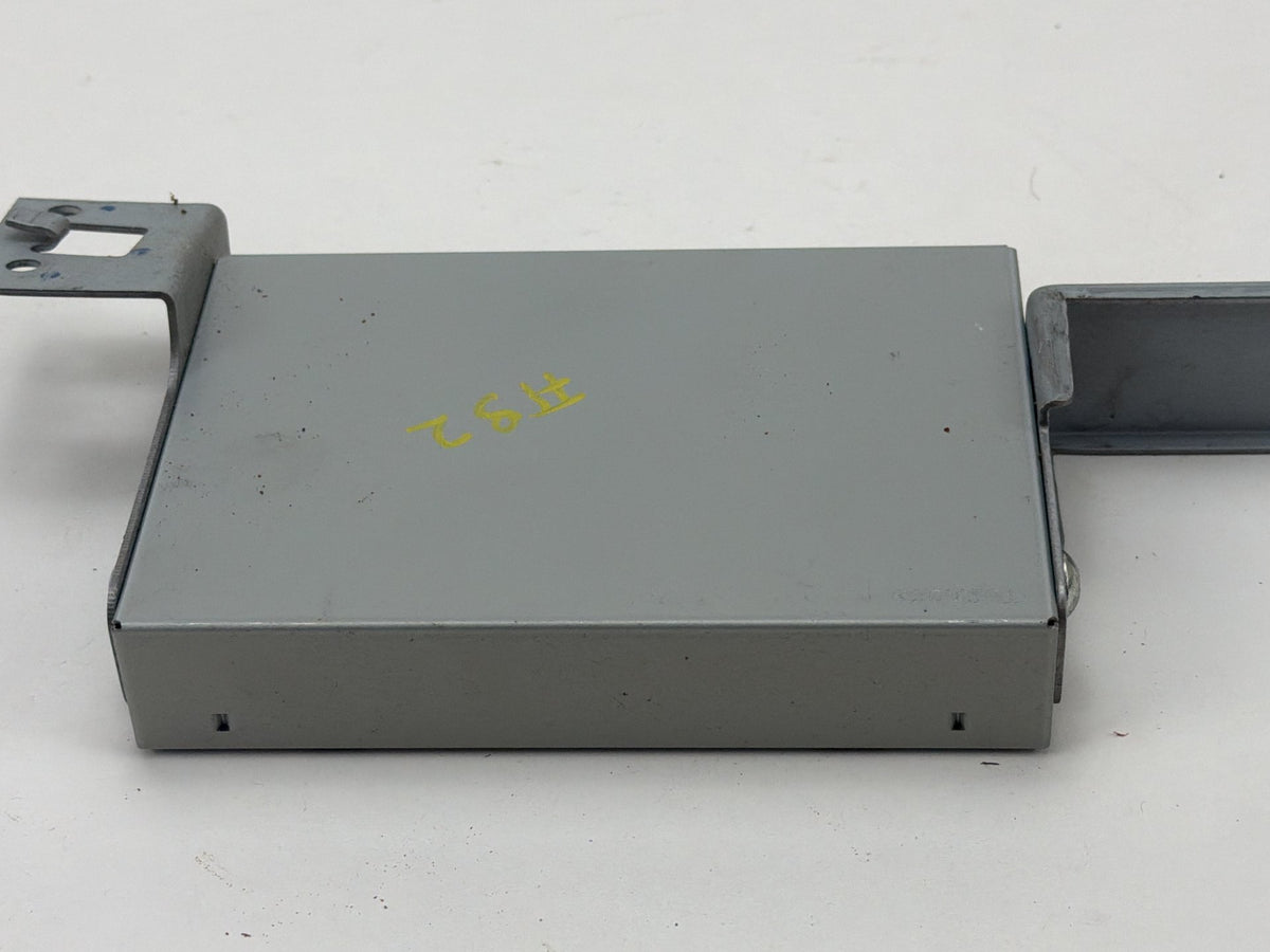 2011-2013 Infiniti QX56 Rear Seat Entertainment Video Monitor Control Module OEM