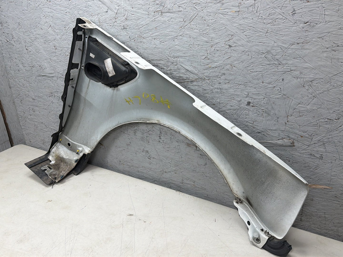 2010-2013 Land Rover Range Rover Sport Front Left Driver Side Fender Cover OEM