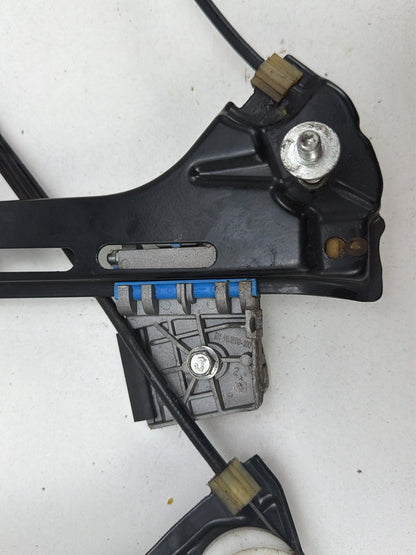 2010-2014 Mercedes-Benz E-Class-Right Front Door Window Regulator 961892-100 OEM