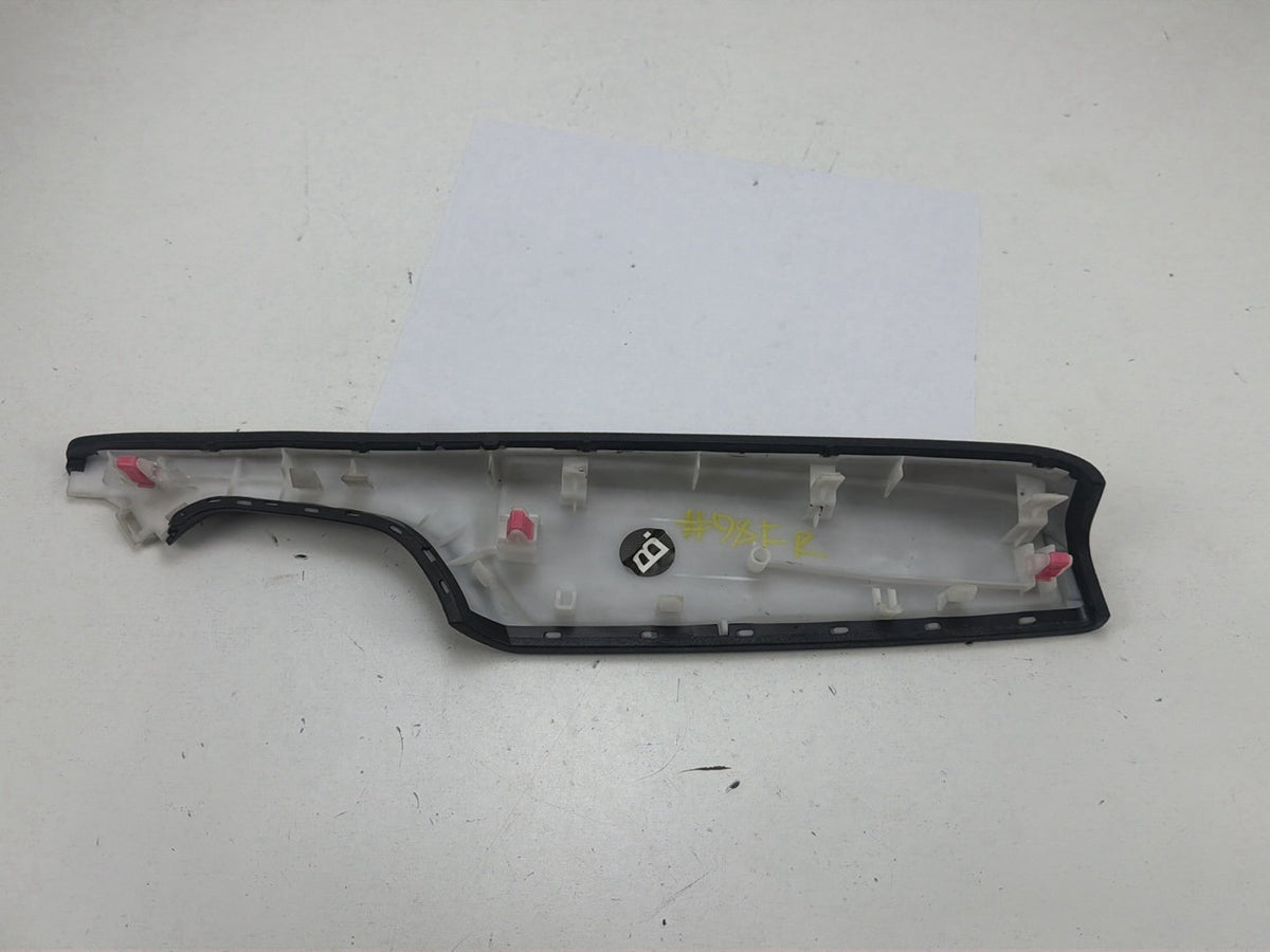 2015 Toyota Camry Front Right Passenger Side Door Armrest Trim Panel OEM