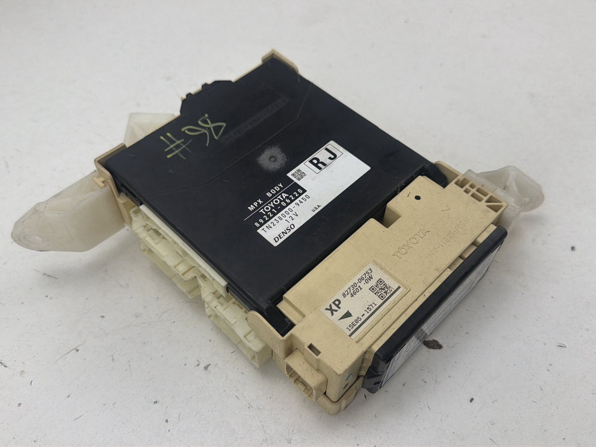 2015-2017 Toyota Camry XV50 - Multiplex Body Control Module 89221-06220 OEM