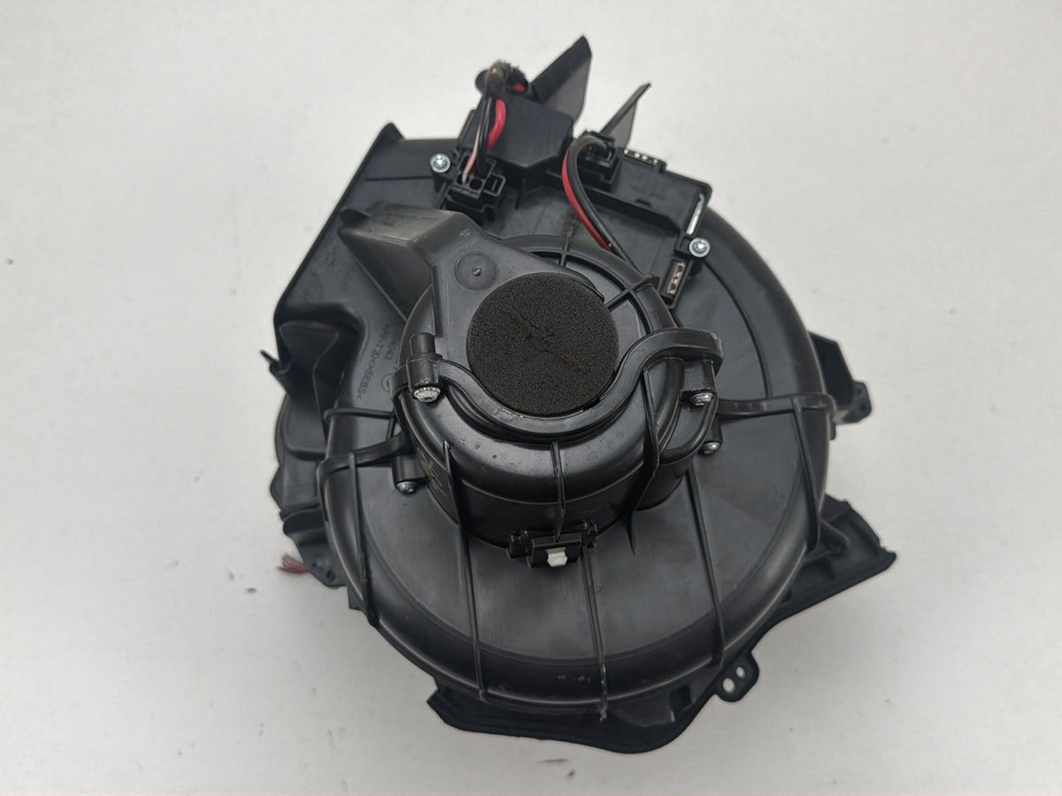 2011-2016 BMW 550i xDrive HVAC Heater Blower Motor Fan Housing 9248171 OEM