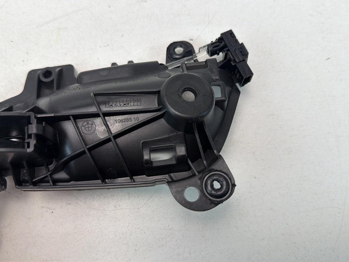 2014-2016 BMW 228i F22 Front Right Passenger Side Interior Door Handle OEM