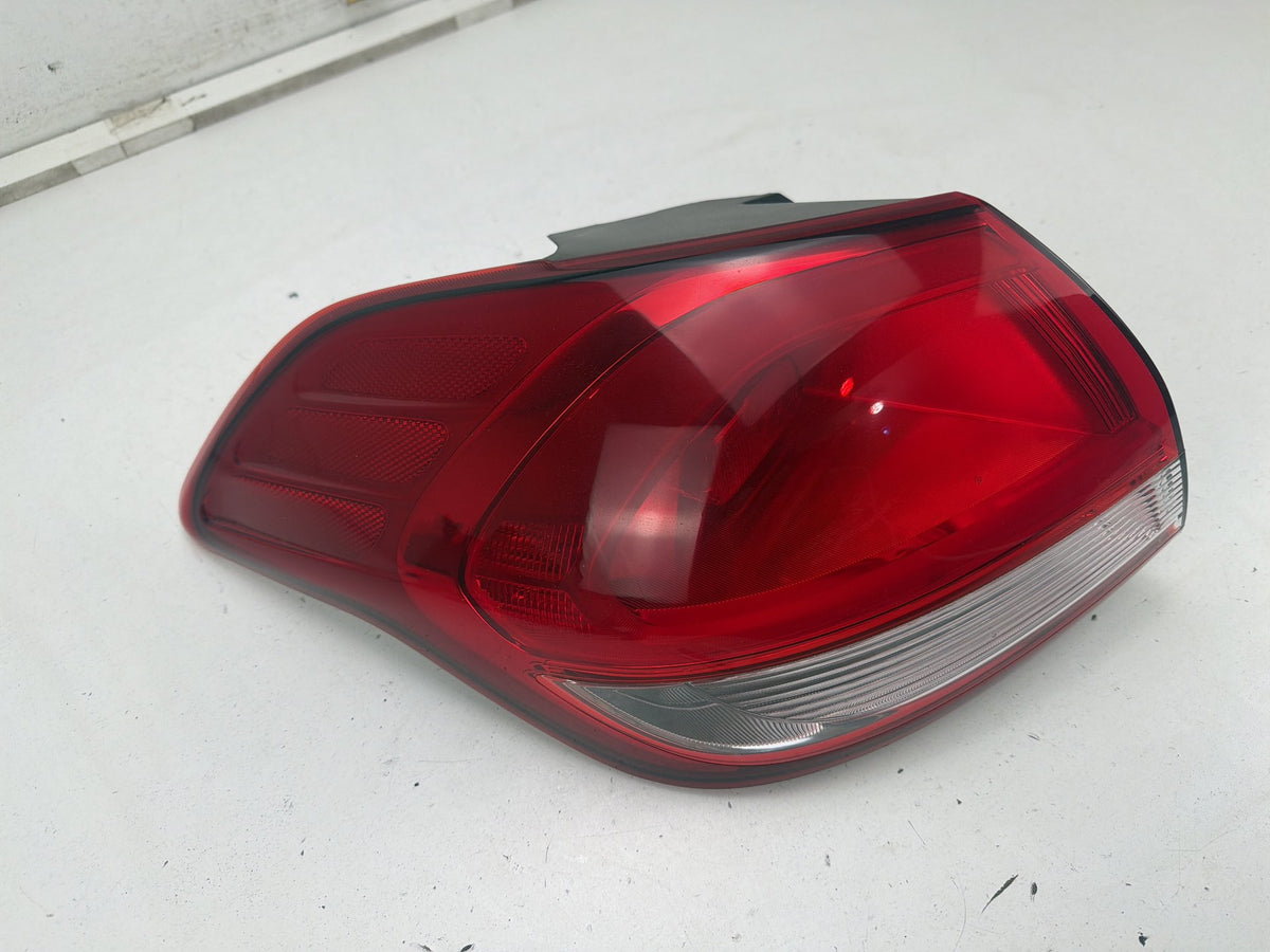 2014-2016 Kia Forte Rear Left Driver Side Outer Tail Light Lamp Assembly OEM
