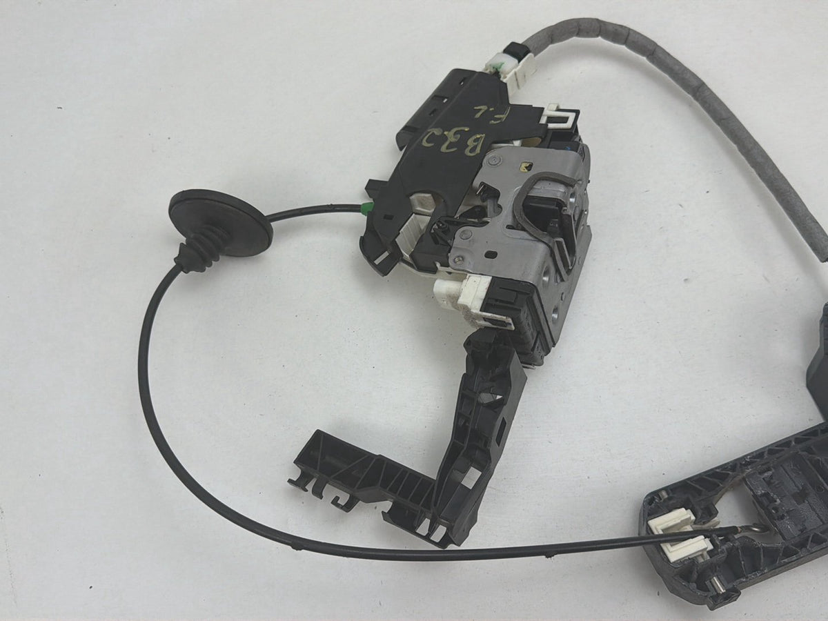 2010-2013 Mercedes-Benz E-Class-Front Left Exterior Door Handle A2047600534 OEM