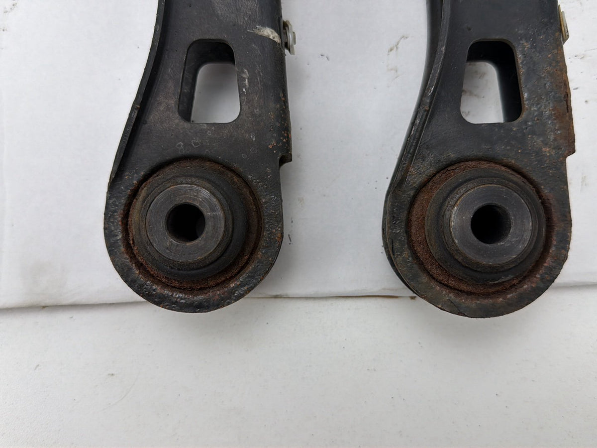 2014 BMW X1 E84 SUV Right Rear Lower Control Arm 20343410 OEM