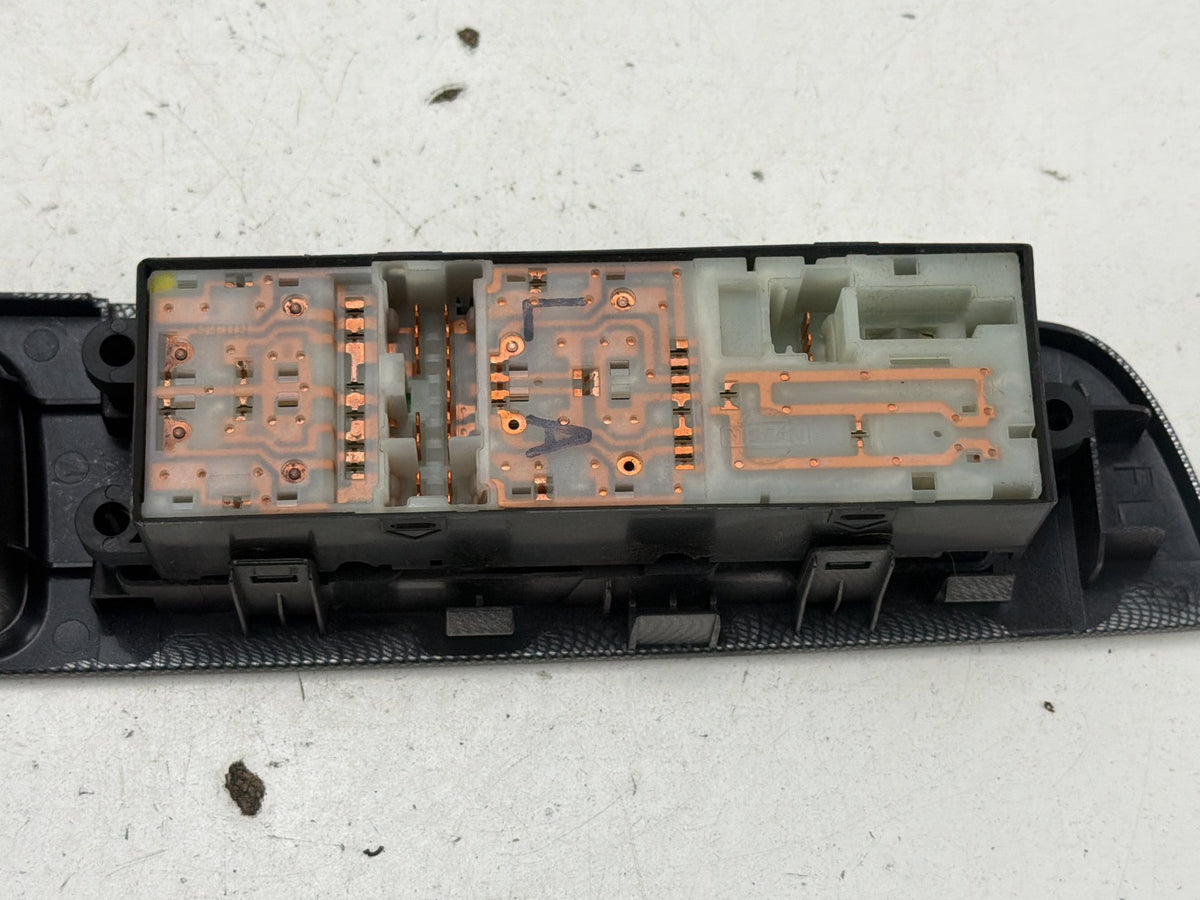 2007-2012 Nissan Versa Front Left Driver Side Window Switch 80961EL11A OEM