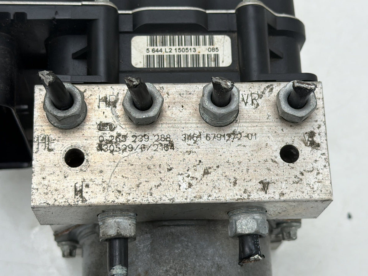2012-2015 BMW X1 AWD DSC ABS Pump Control Module Unit 3451 6860216-01 OEM