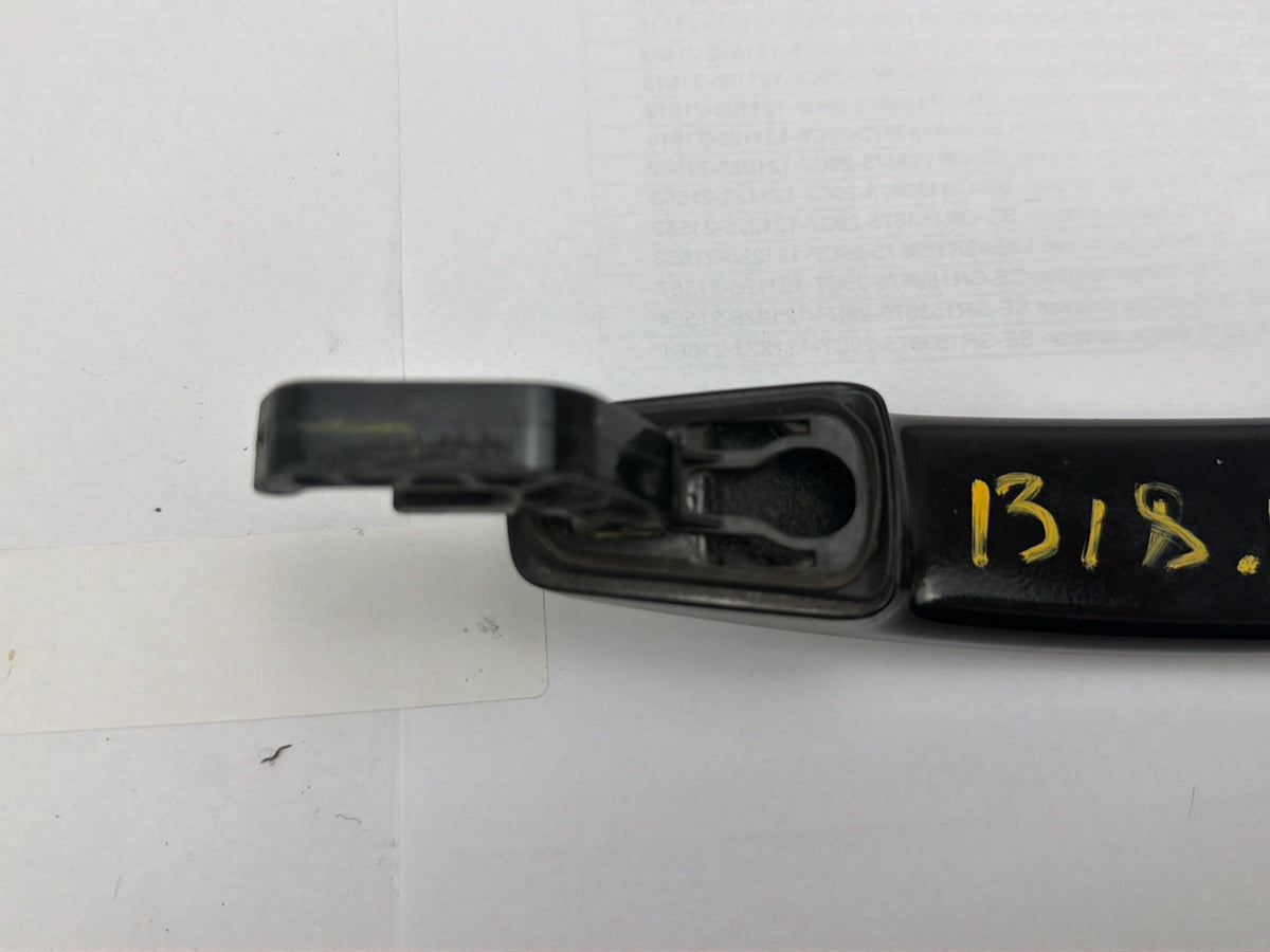 2010-2016 Cadillac SRX Front Right Passenger Side Exterior Door Handle OEM