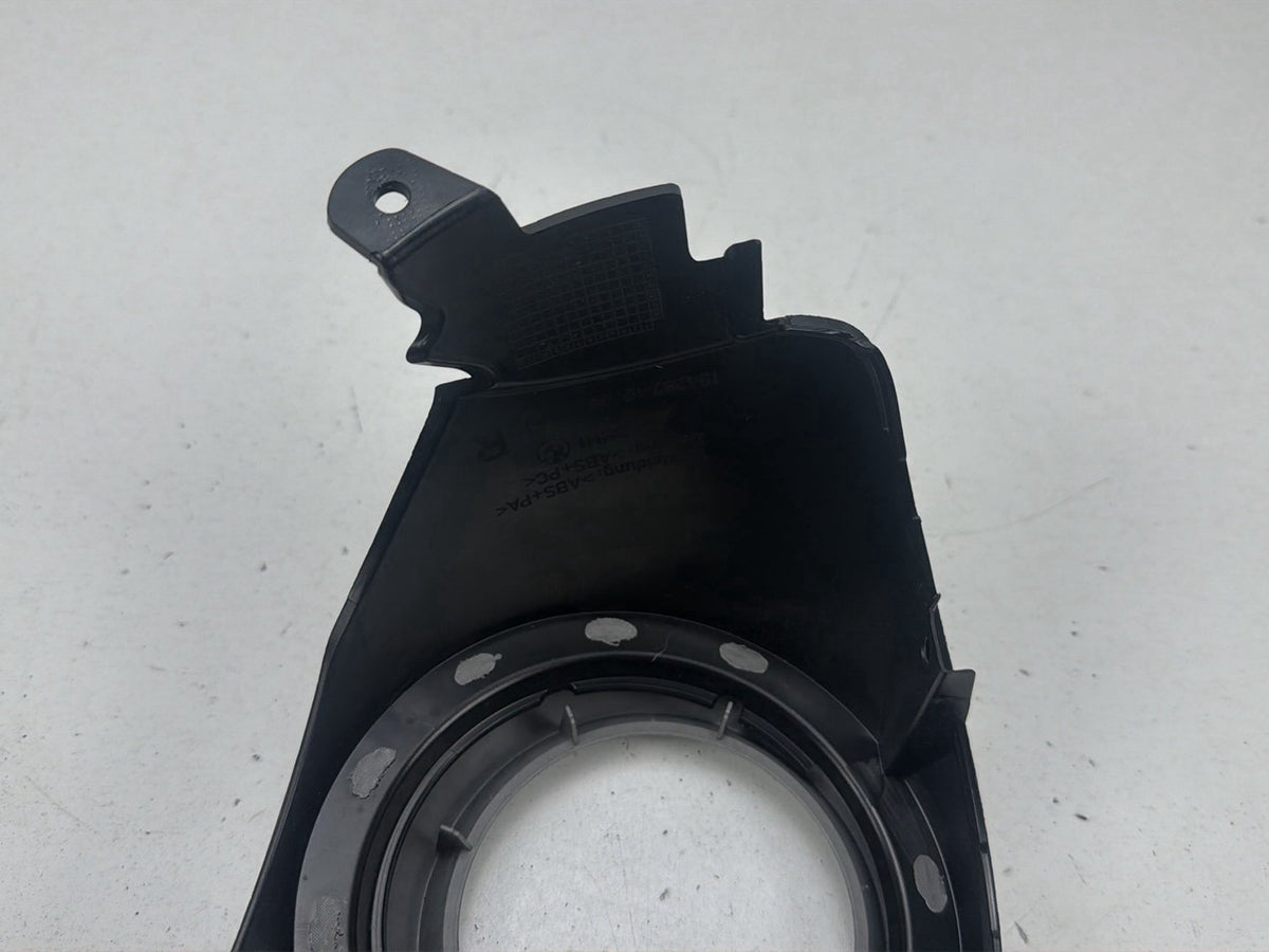 2011-2016 Mini Cooper Countryman Right Dash Air Vent Surround Cover 9804588 OEM