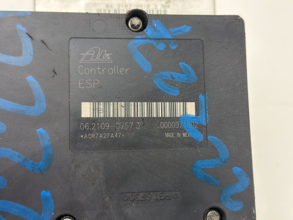 2005-2008 Nissan Pathfinder ABS Pump Anti Lock Brake Module 47660-ZP00A OEM