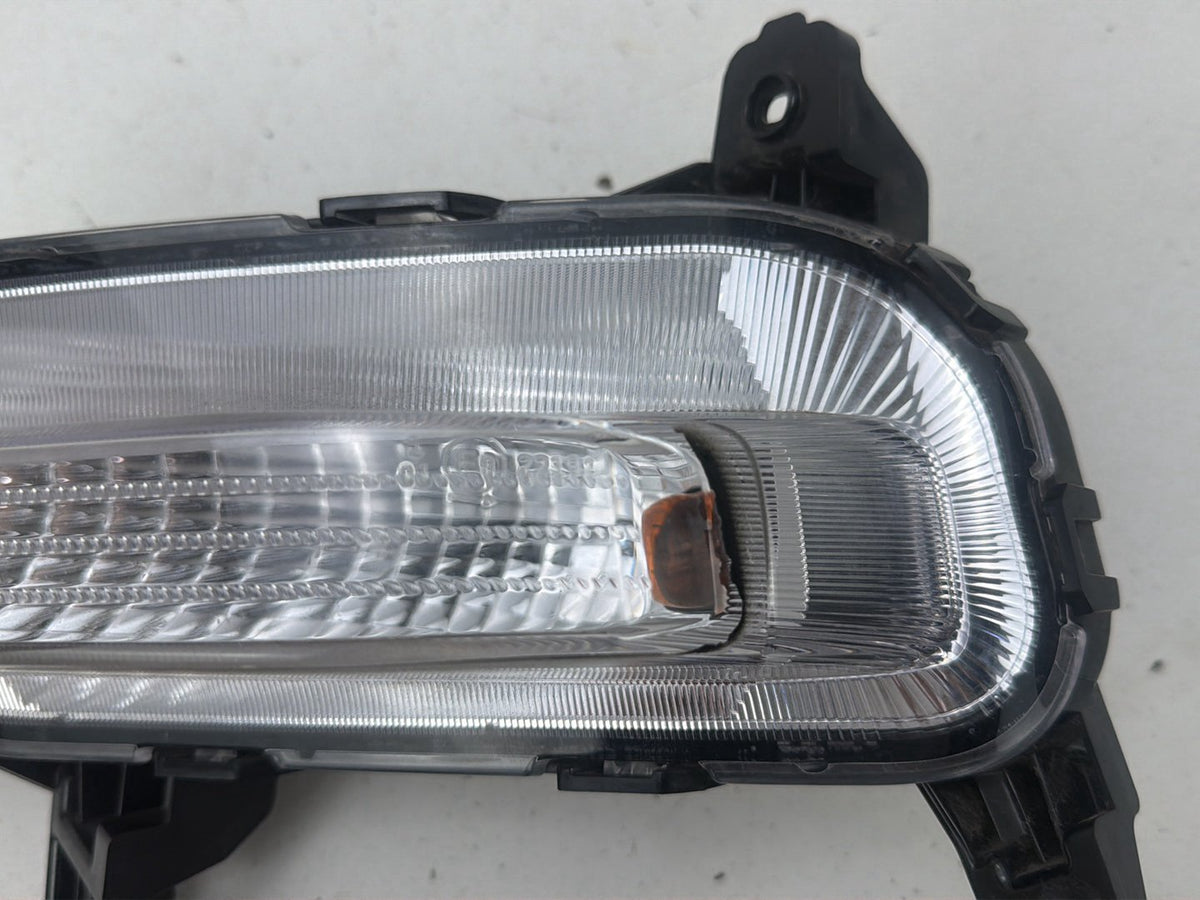 2019-2021 Kia Forte - Right Passenger Side Fog Light Lamp 92303-M7 OEM