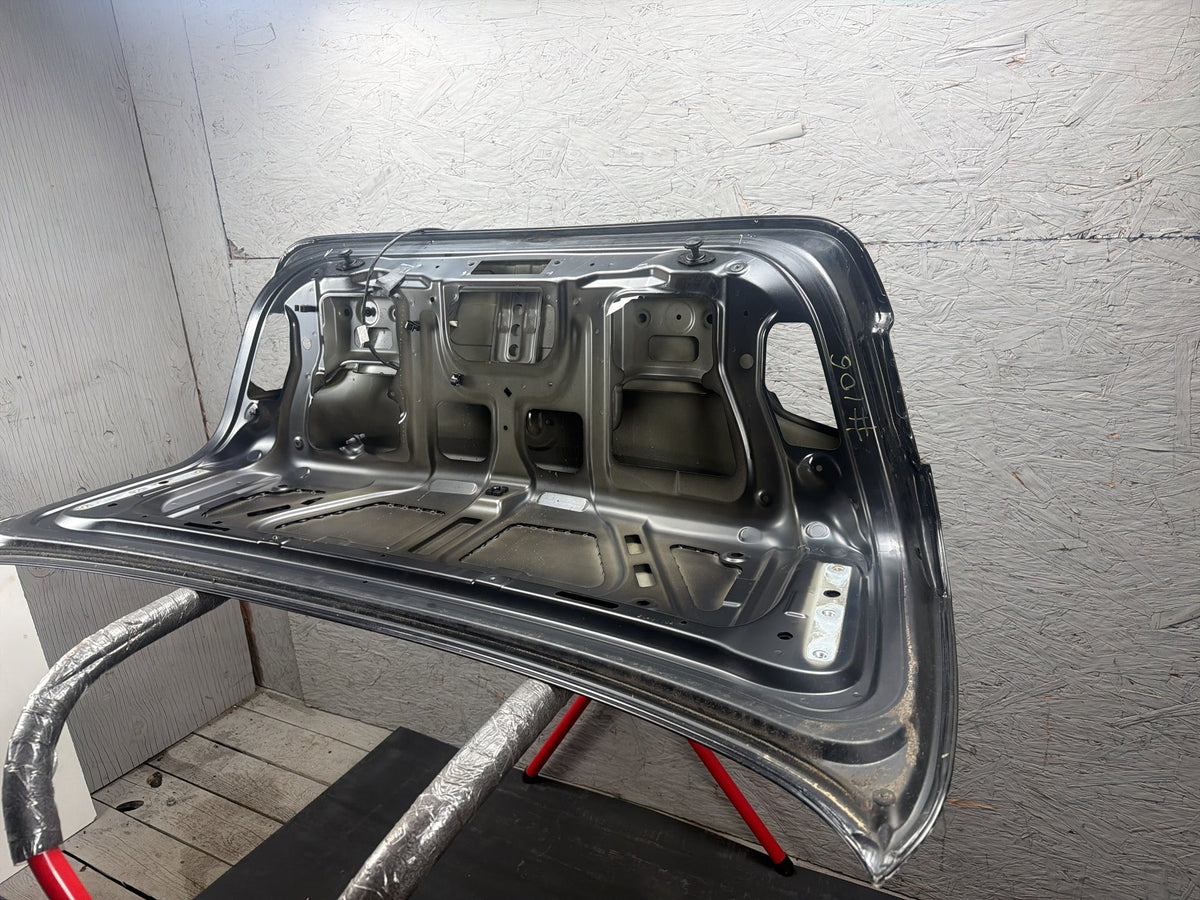 2011-2016 BMW 550i xDrive Rear Trunk Lid Deck Lid Assembly OEM