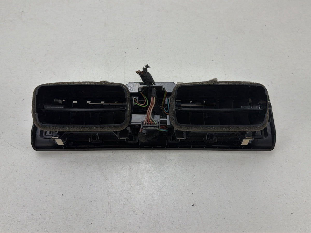 2014-2016 BMW 228i F22 Center Dash AC Air Vent Trim 9207116 OEM