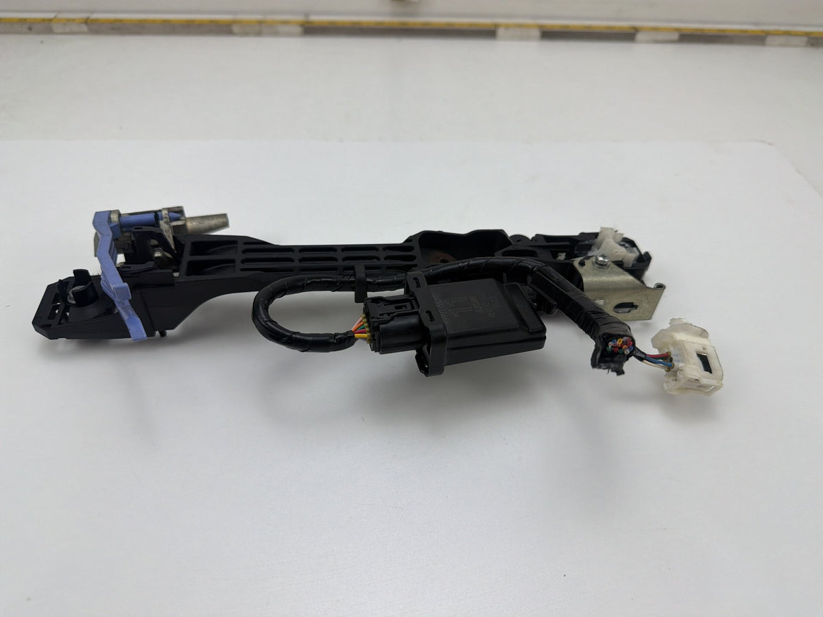 2007-2012 Lexus ES350 V40 - Rear Left Driver Outer Door Handle 484110-10710 OEM