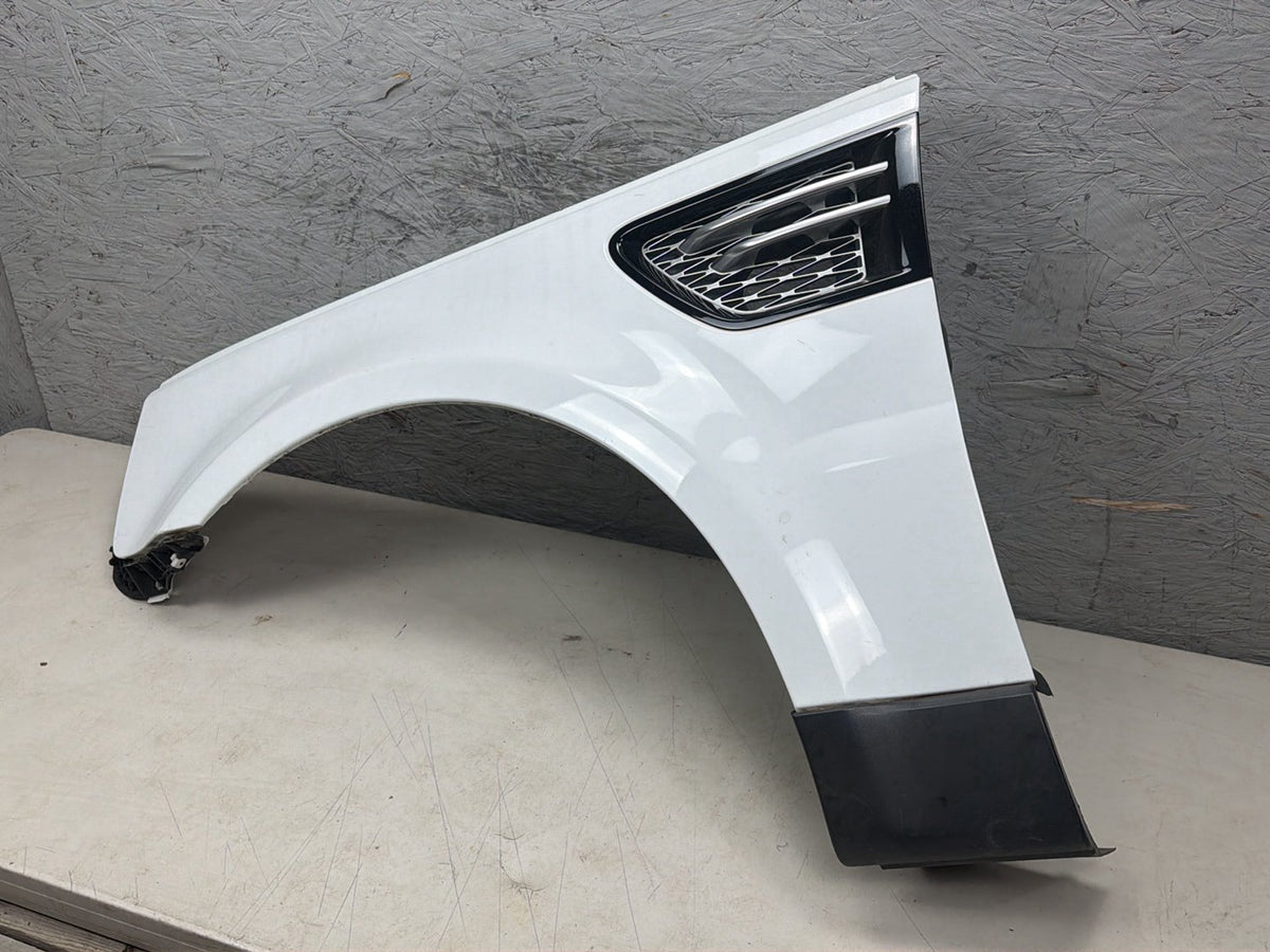 2010-2013 Land Rover Range Rover Sport Front Left Driver Side Fender Cover OEM