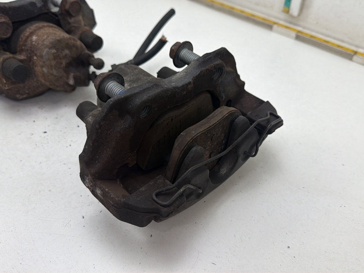 2012-2014 Ford Focus MK2 Front Right-Left Brake Caliper Set AV612B302A1 OEM