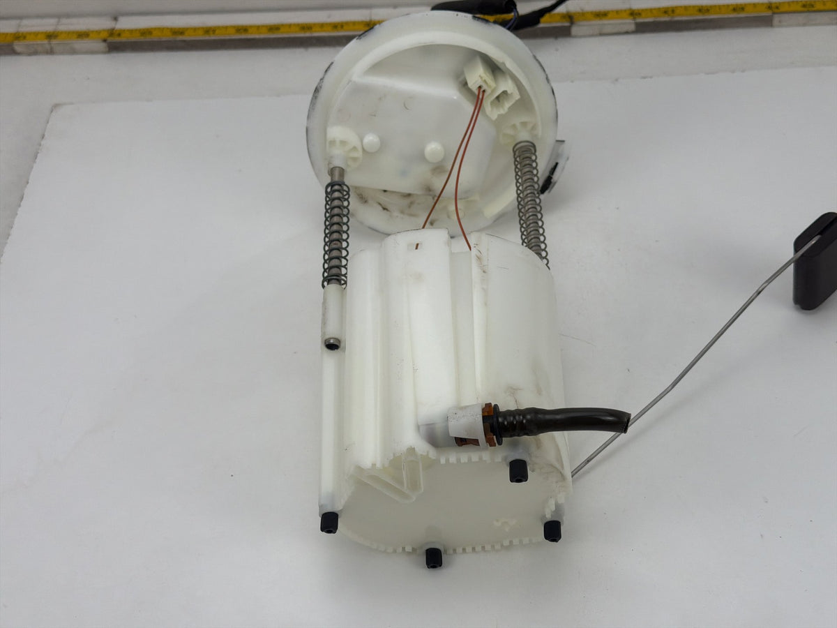 2014-2020 Maserati Ghibli Fuel Tank Pump Sending Unit Module 670003733 OEM