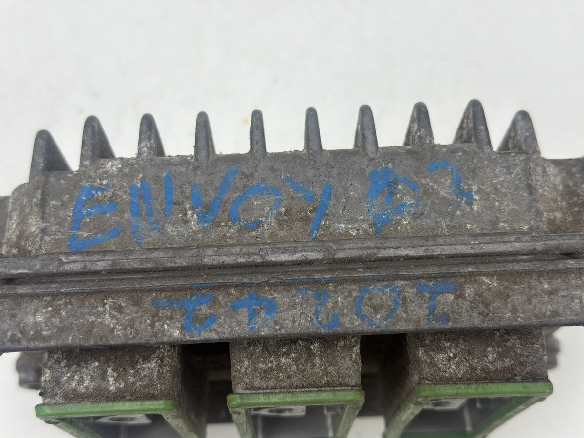 2003-2005 GMC Envoy Engine Computer Control Module 12573576 OEM